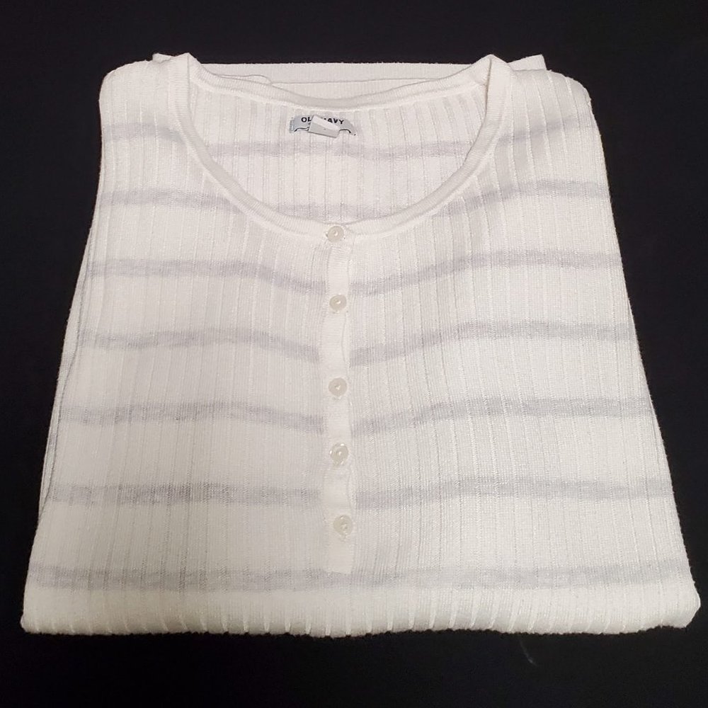 ⛄ Old Navy Striped Sweater